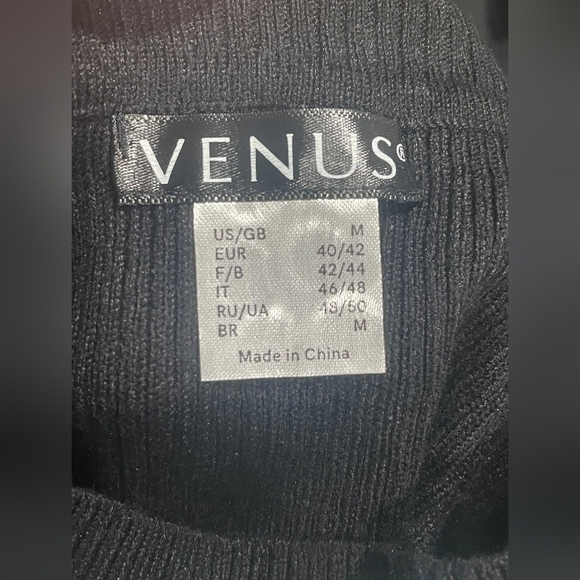 Venus Black Dress - Picture 2 of 6